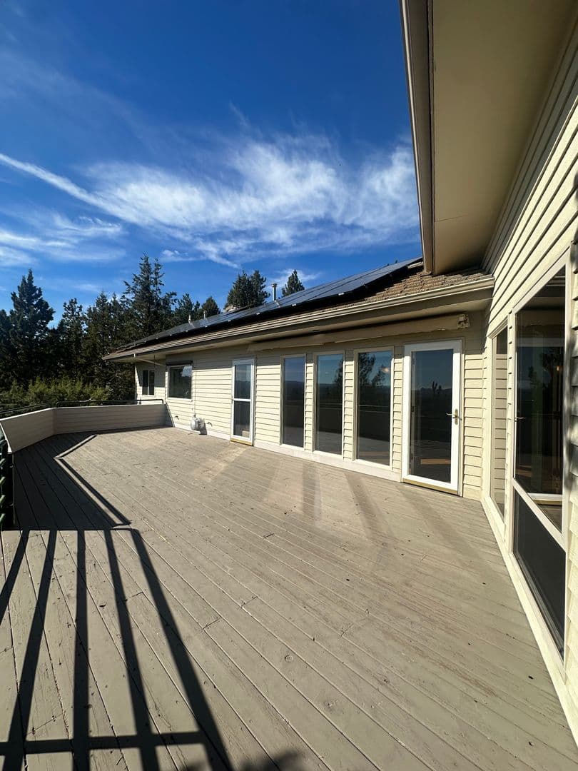 Bend House: 1959 NW Rimrock Dr.