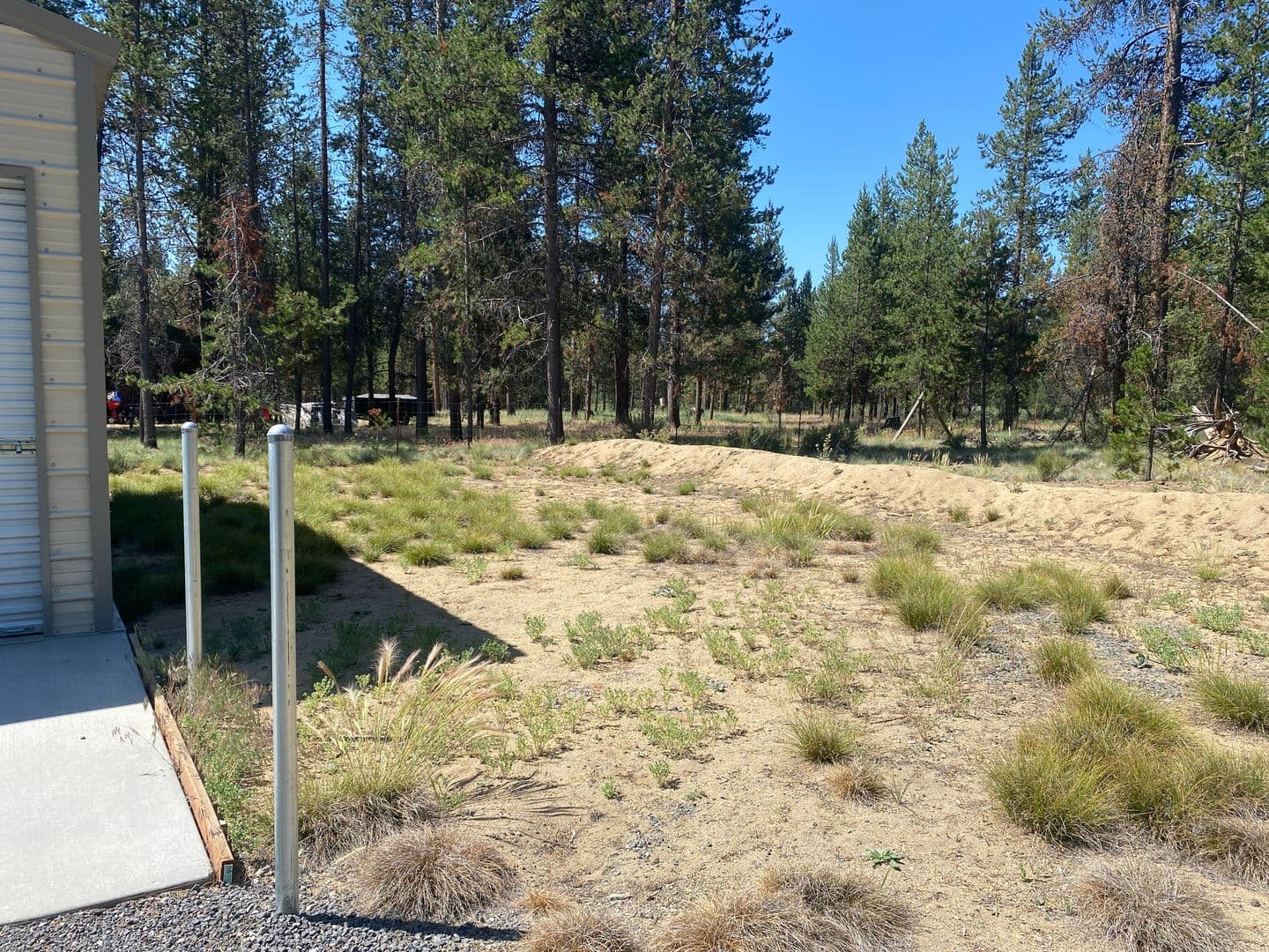La Pine House: 52515 Pine Dr.