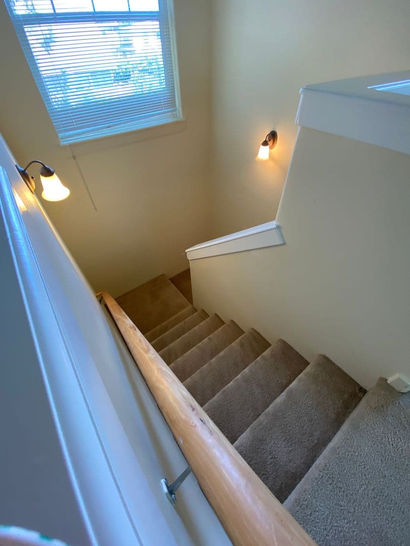 Bend Apartment: 1743 NE Lotus Drive
