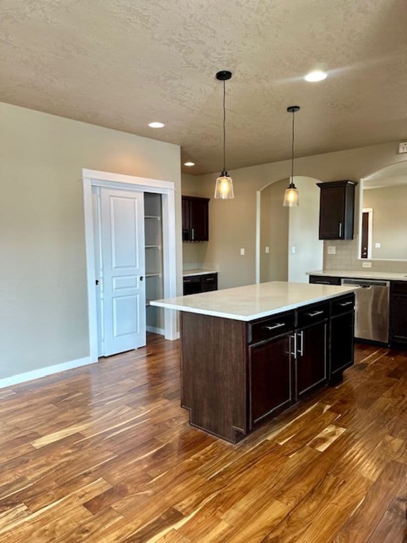 Bend House: 63266 Newhall Pl.