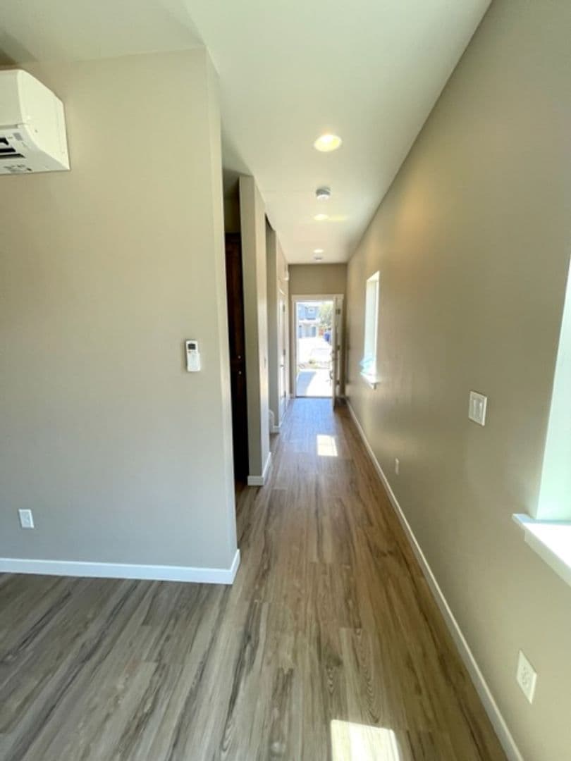 Bend Apartment: 61525 SE Jennifer Ln. #2
