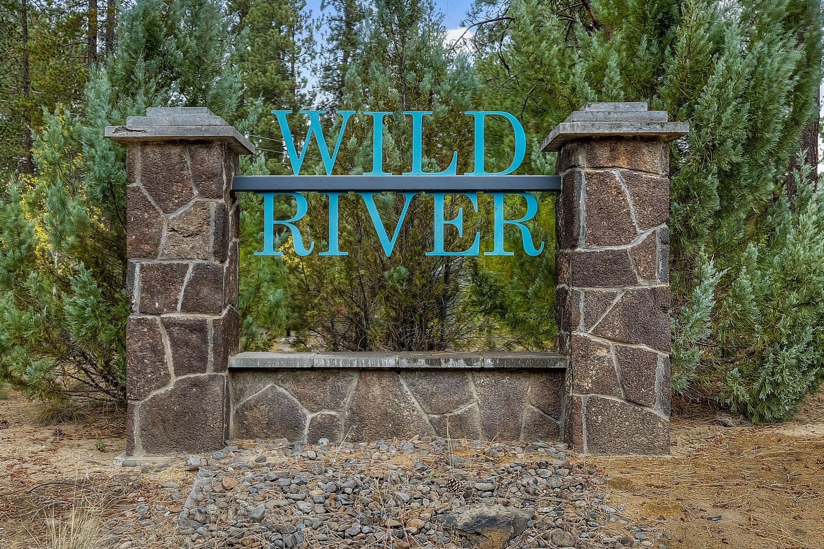 La Pine House: 53591 Brookie Way
