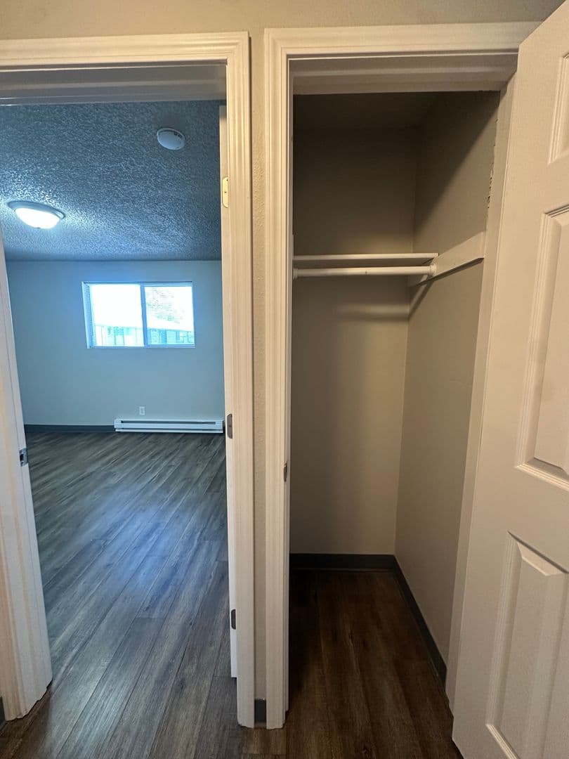 Prineville Apartment: 131 NW Deer St.