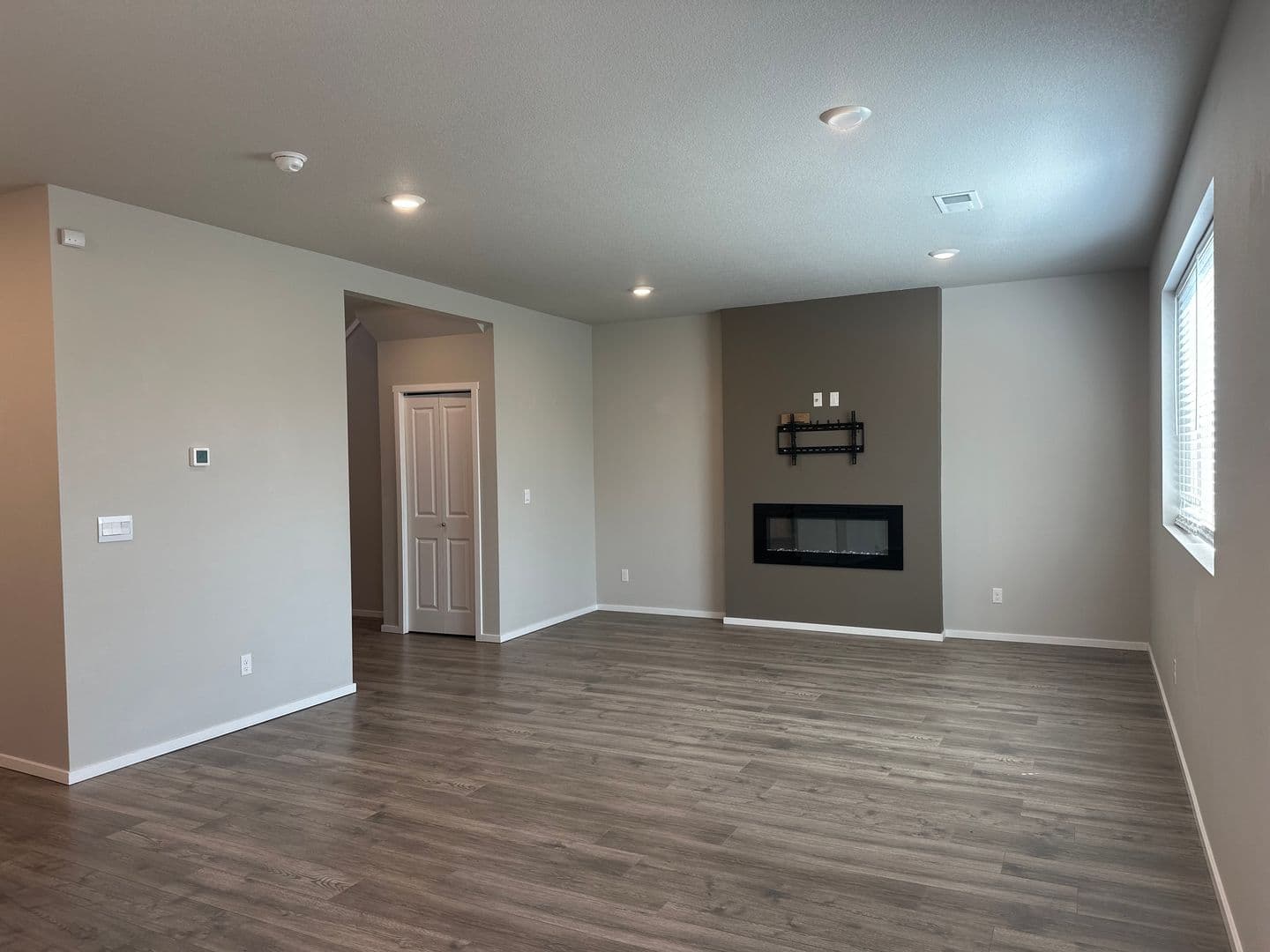 Bend House: 20629 SE Gemstone Ave