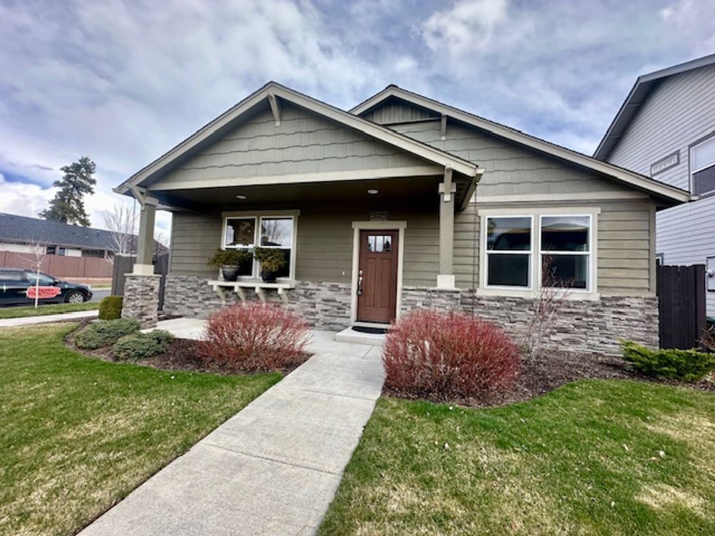 Bend House: 63266 Newhall Pl.