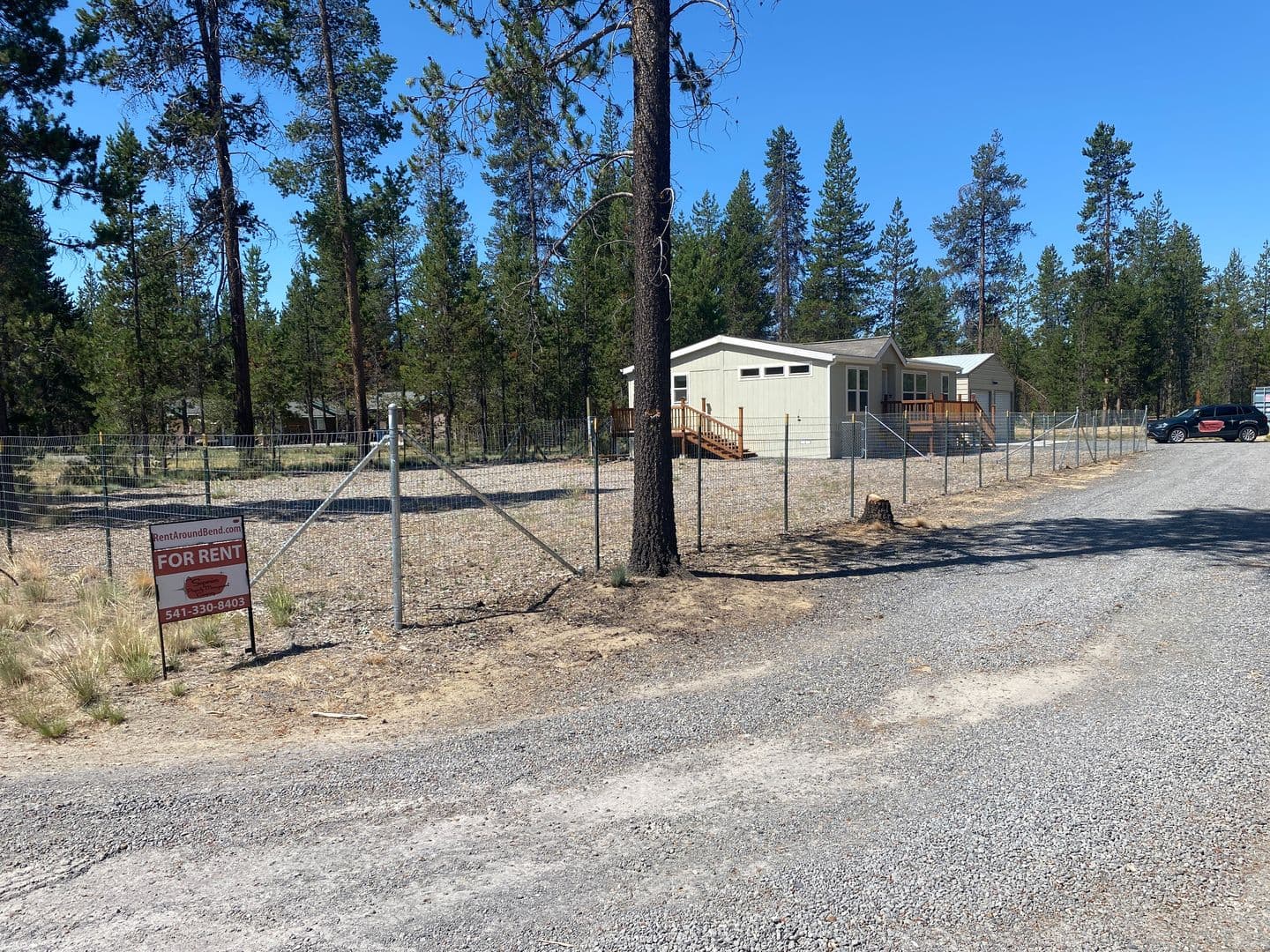 La Pine House: 52515 Pine Dr.