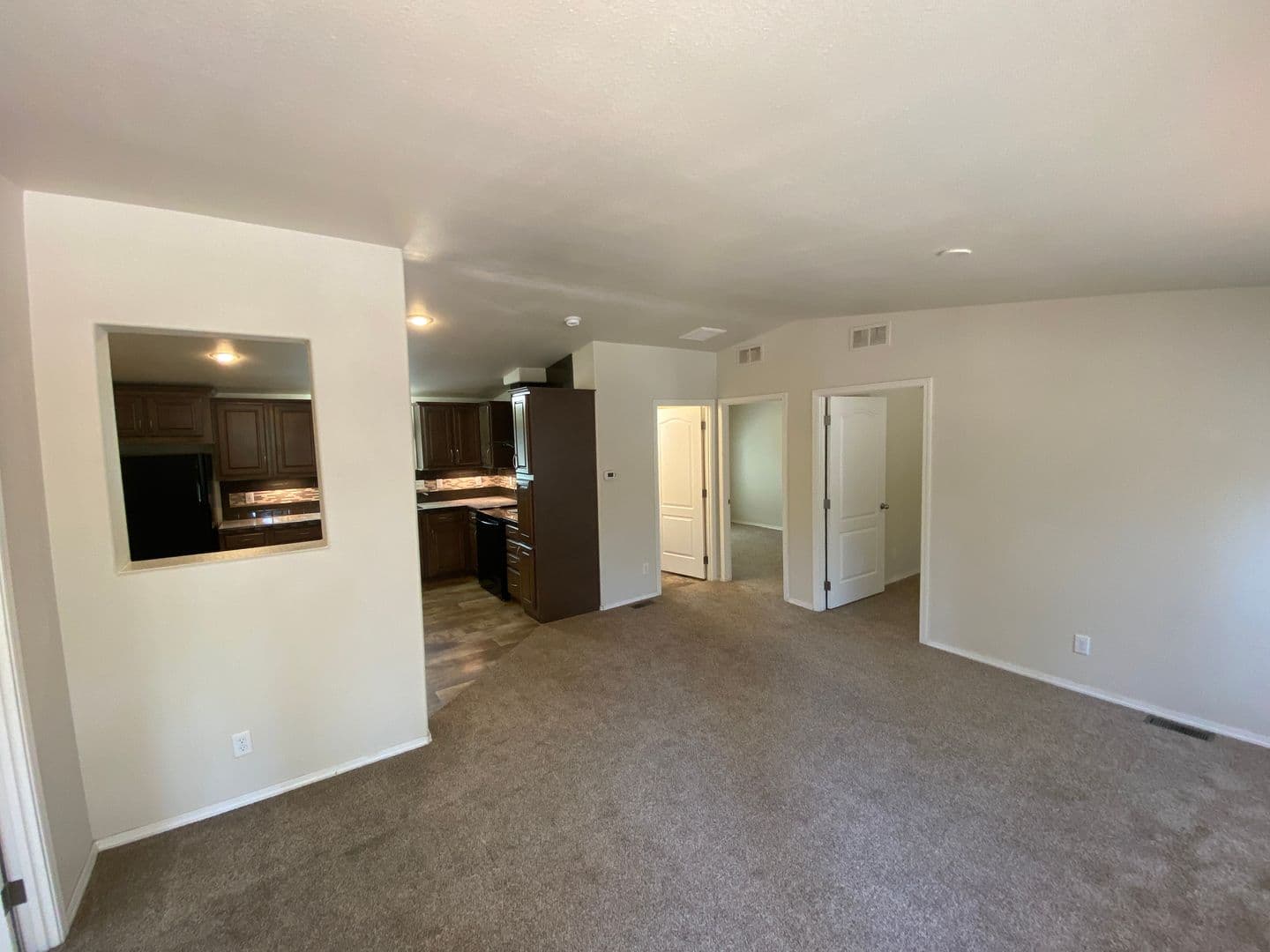 La Pine House: 52515 Pine Dr.
