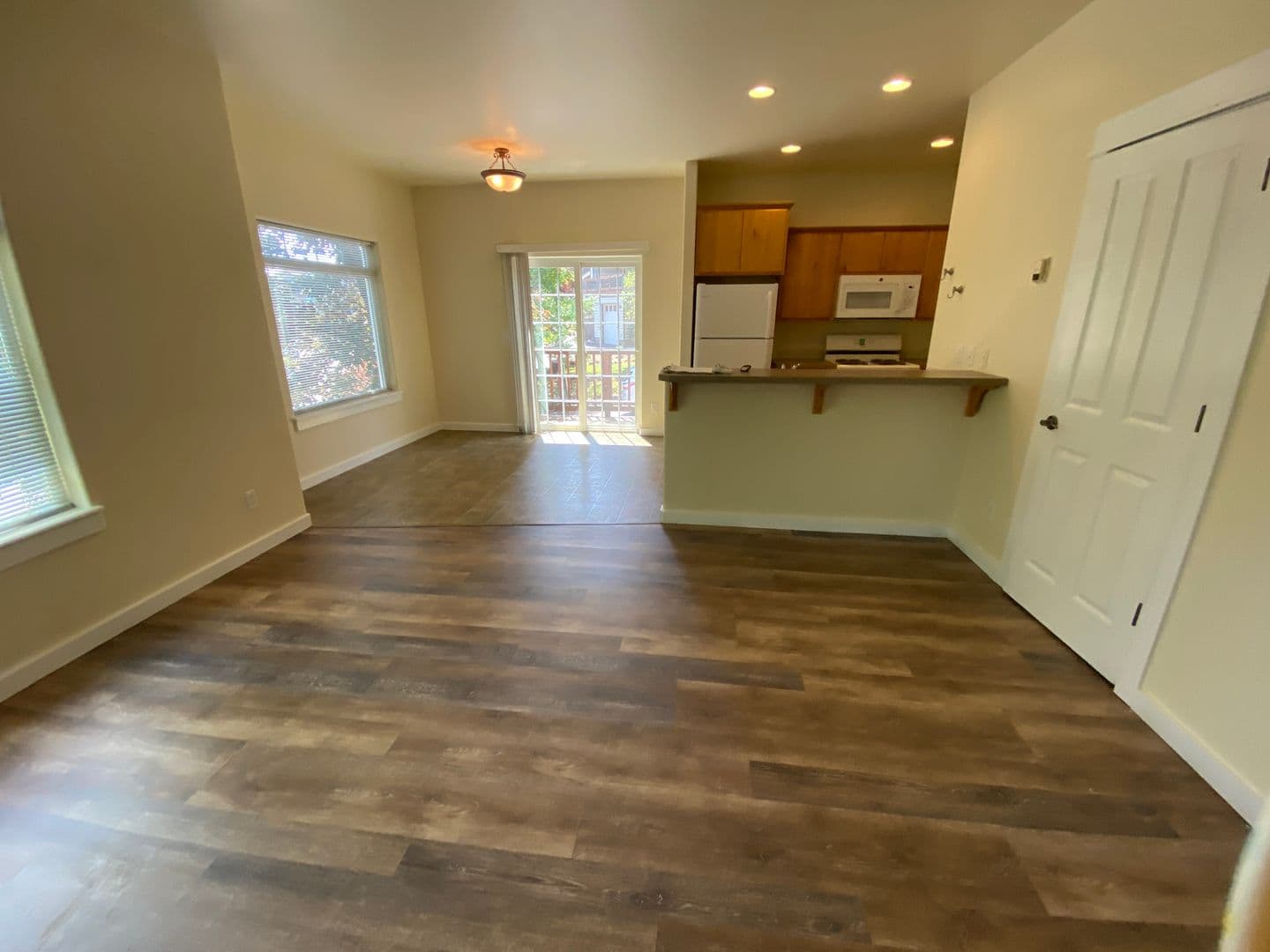 Bend Apartment: 1743 NE Lotus Drive