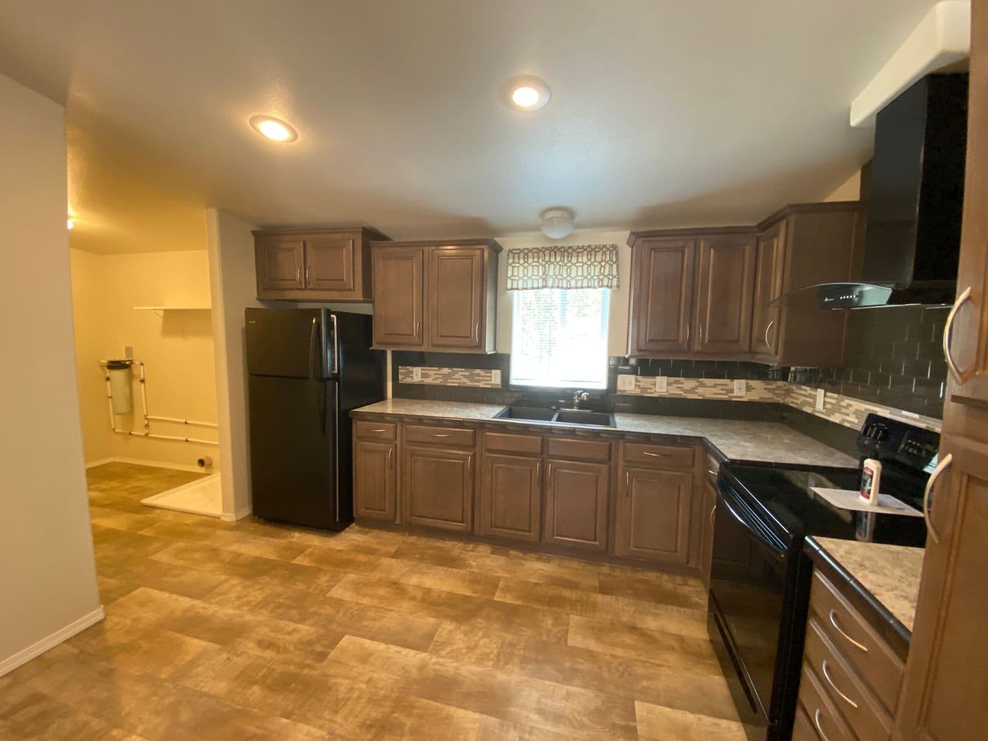 La Pine House: 52515 Pine Dr.