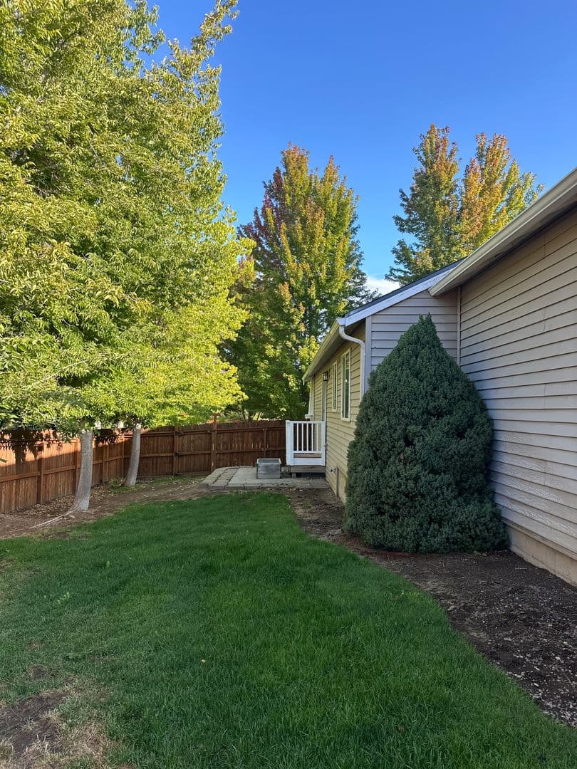 Bend House: 61093 Larkspur Loop