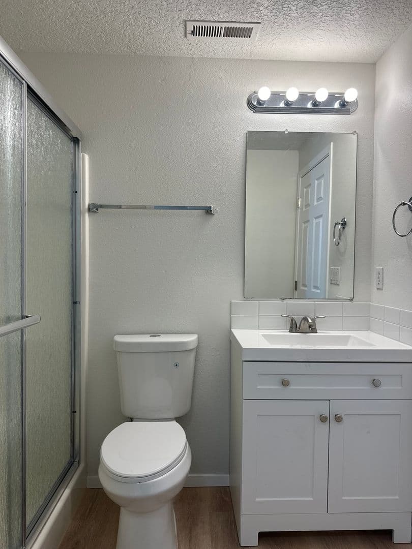 Bend House: 61093 Larkspur Loop