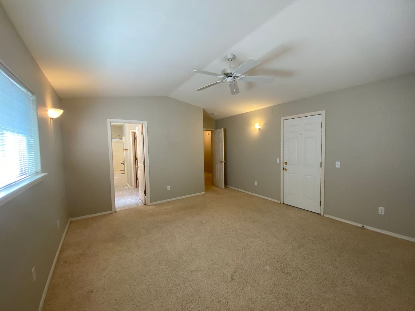 Bend Apartment: 1145 NW Knoxville