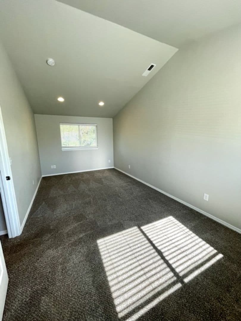 Bend House: 61349 Elkhorn St.