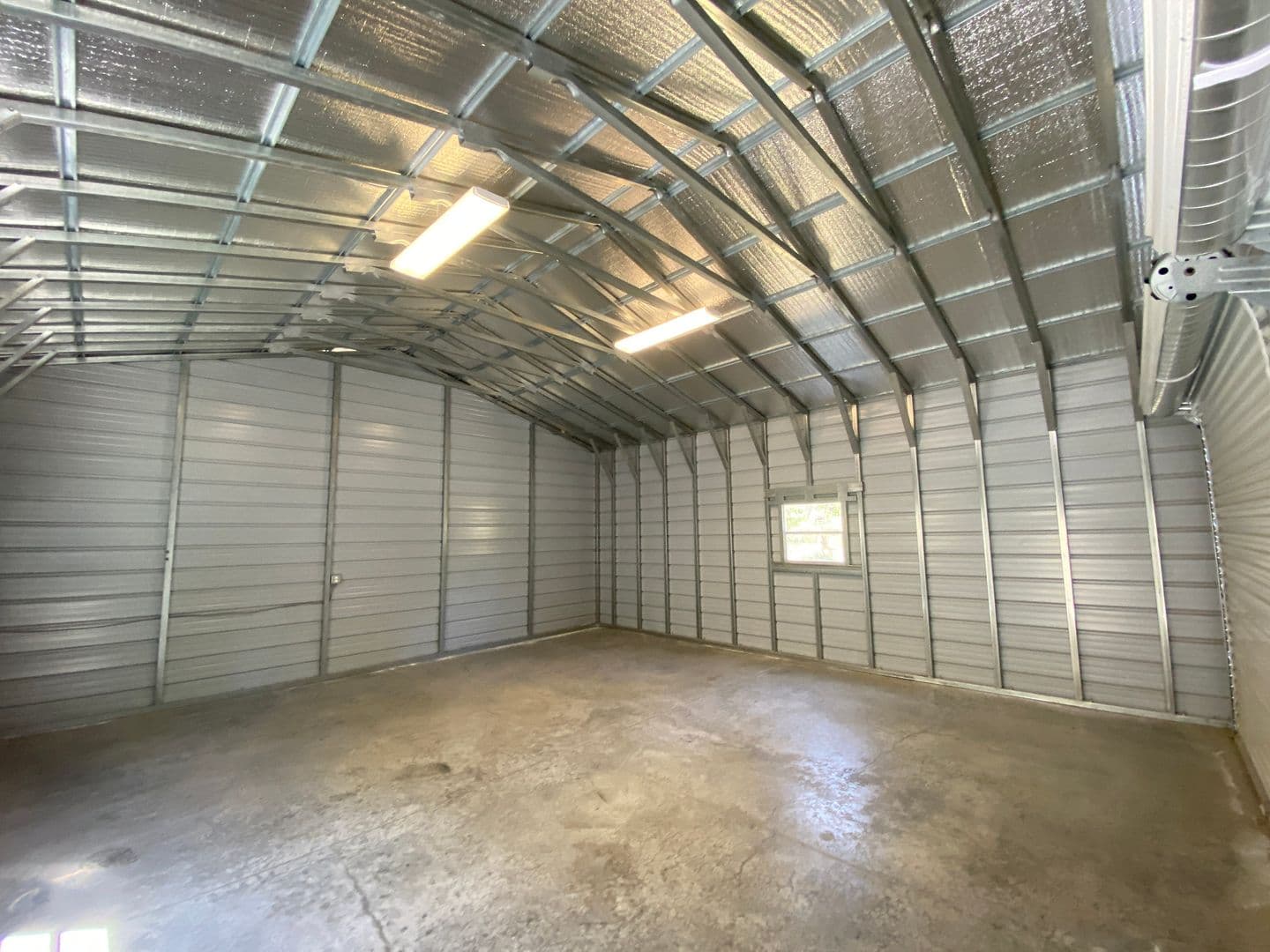 La Pine House: 52515 Pine Dr.