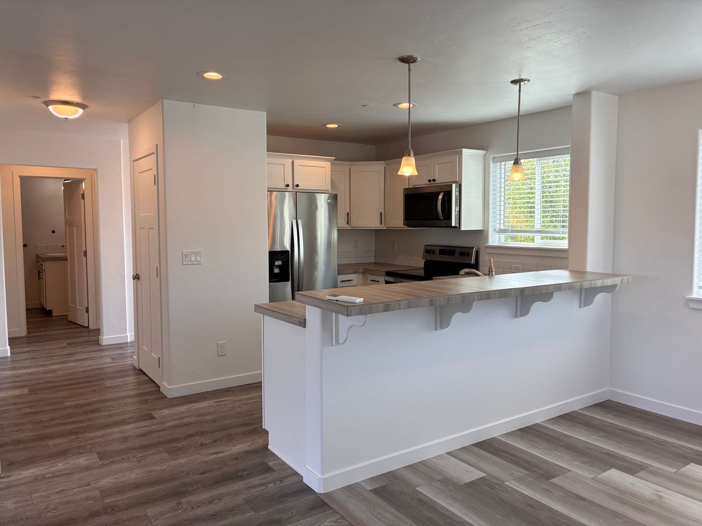 Bend Apartment: 1419 NW 8th St.