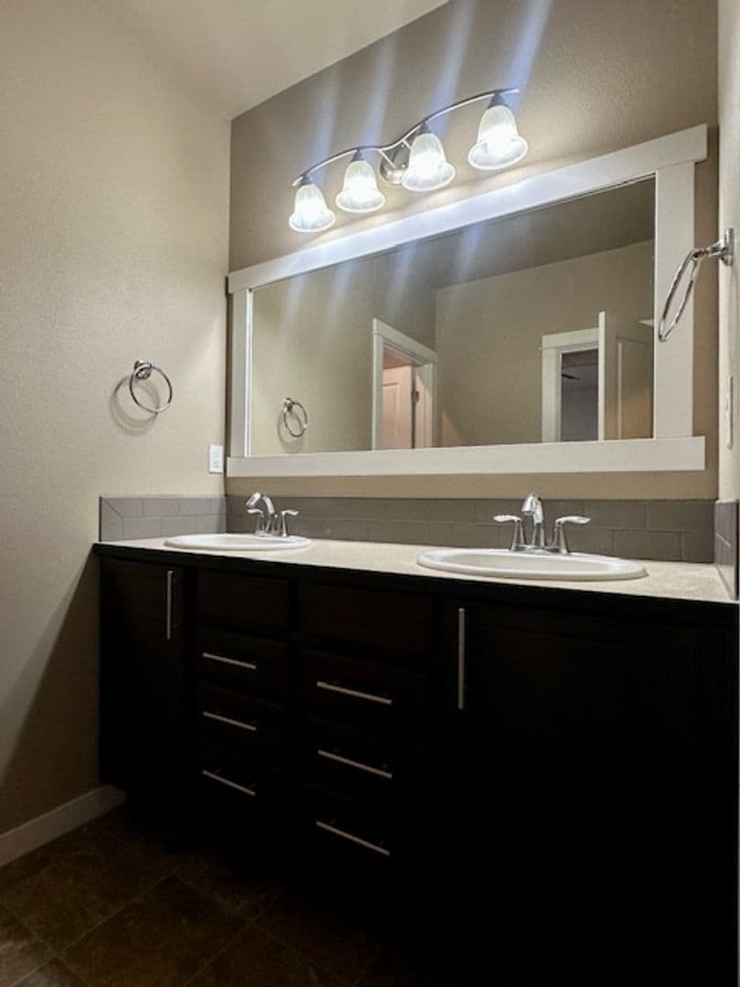 Bend House: 63266 Newhall Pl.