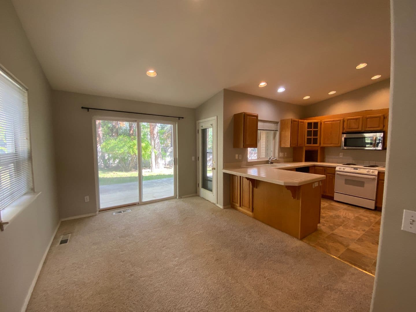 Bend Apartment: 1145 NW Knoxville