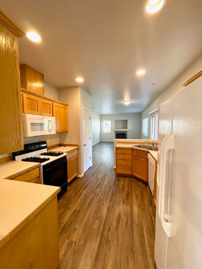 Bend House: 61349 Elkhorn St.