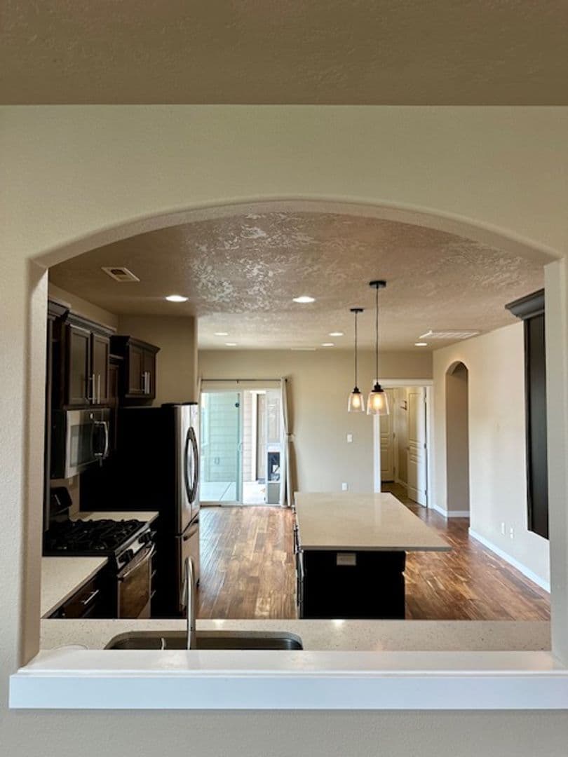 Bend House: 63266 Newhall Pl.