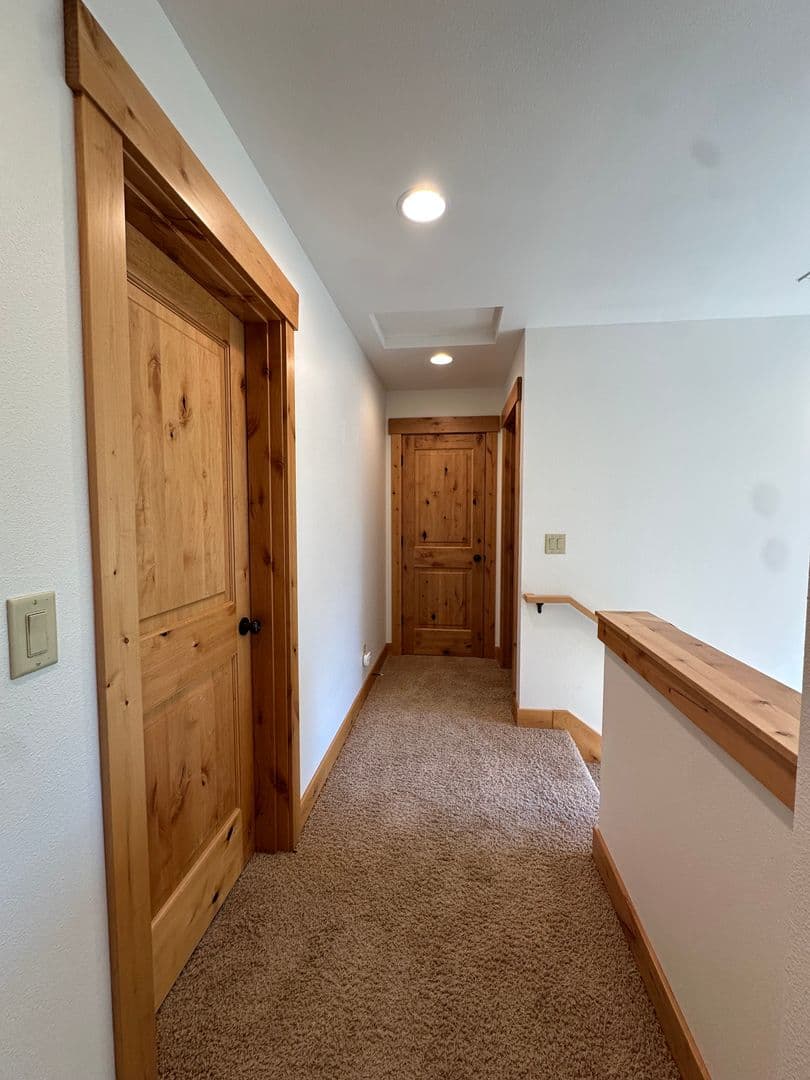Bend House: 115 NW Mt. Washington Dr.