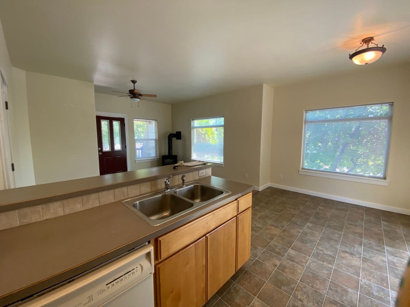 Bend Apartment: 1743 NE Lotus Drive