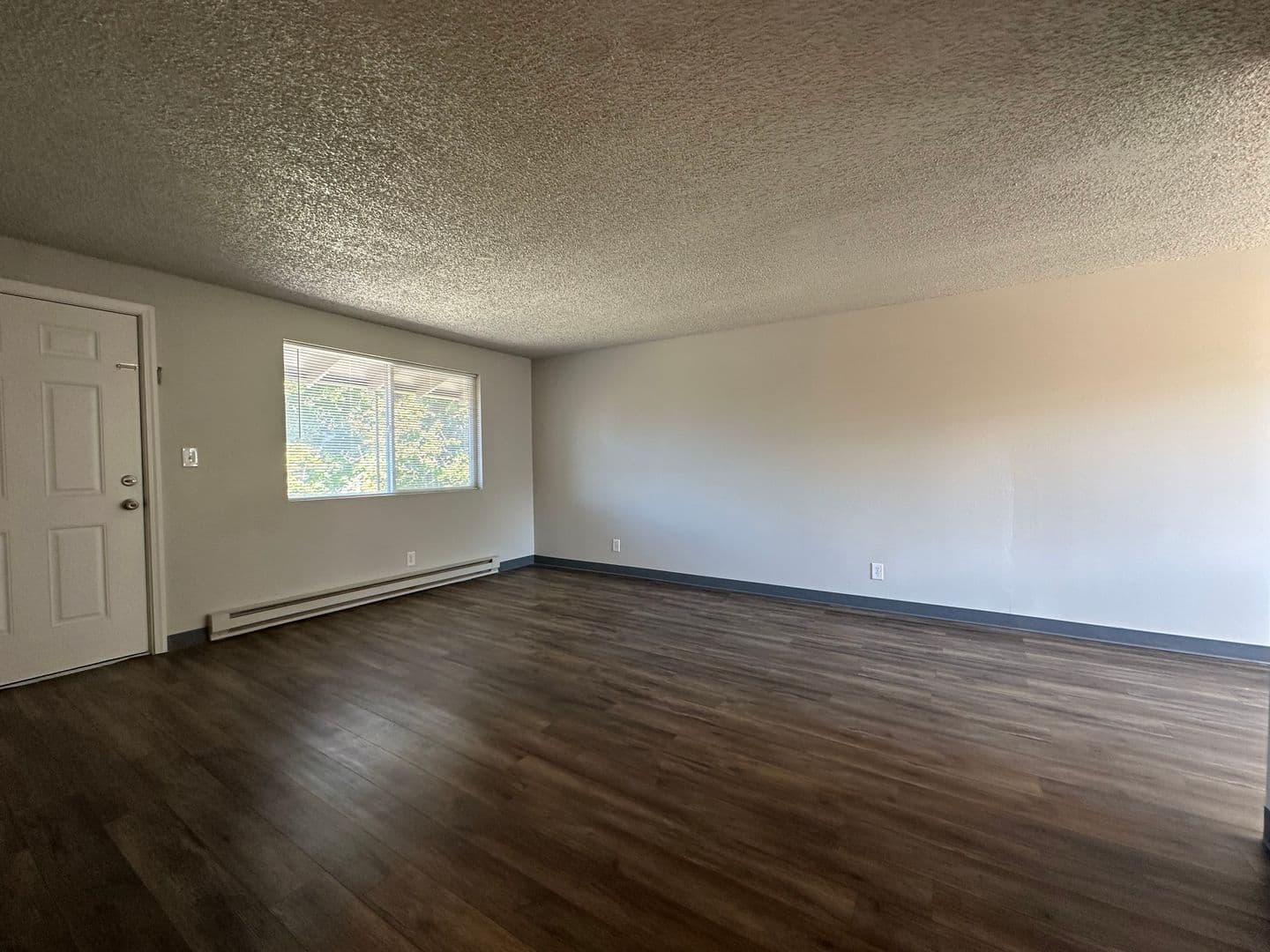 Prineville Apartment: 131 NW Deer St.