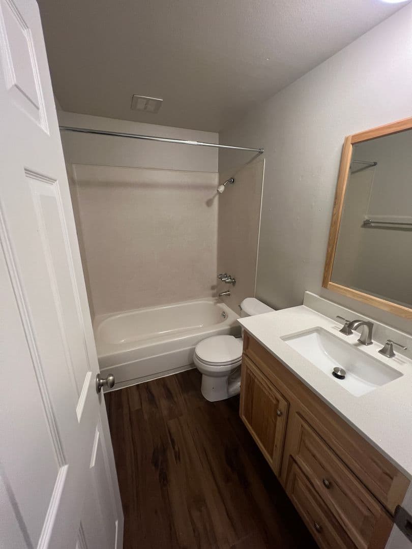 Prineville Apartment: 131 NW Deer St.