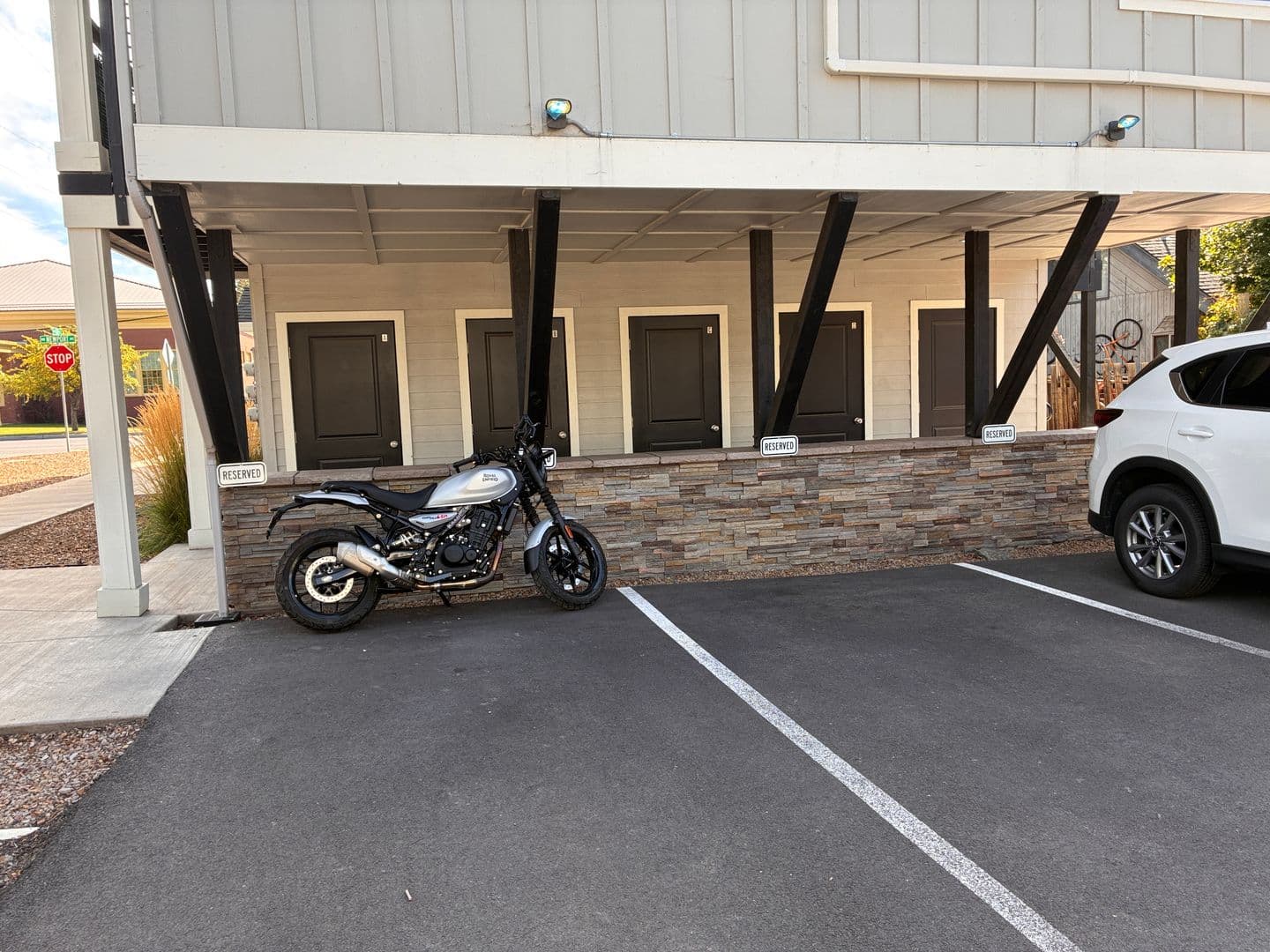 Bend Apartment: 1419 NW 8th St.