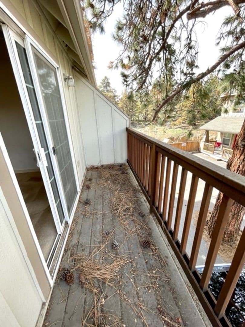 Bend Apartment: 1743 NE Lotus Drive
