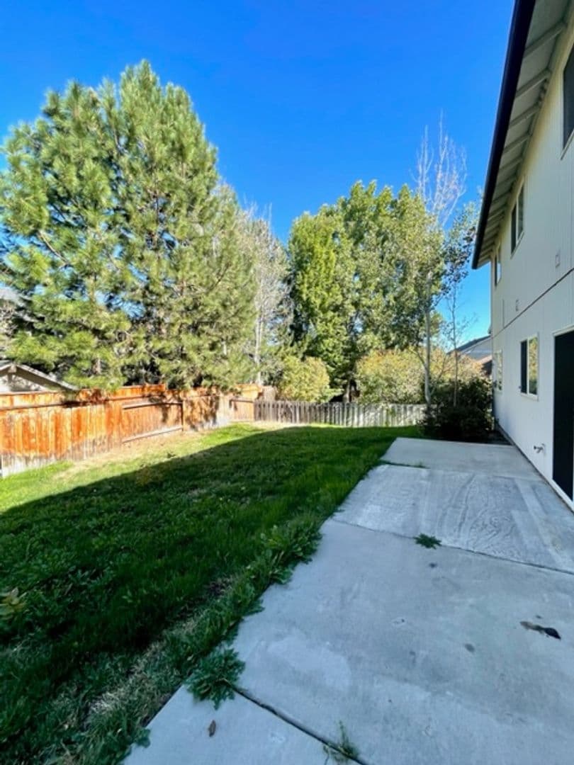 Bend House: 61349 Elkhorn St.