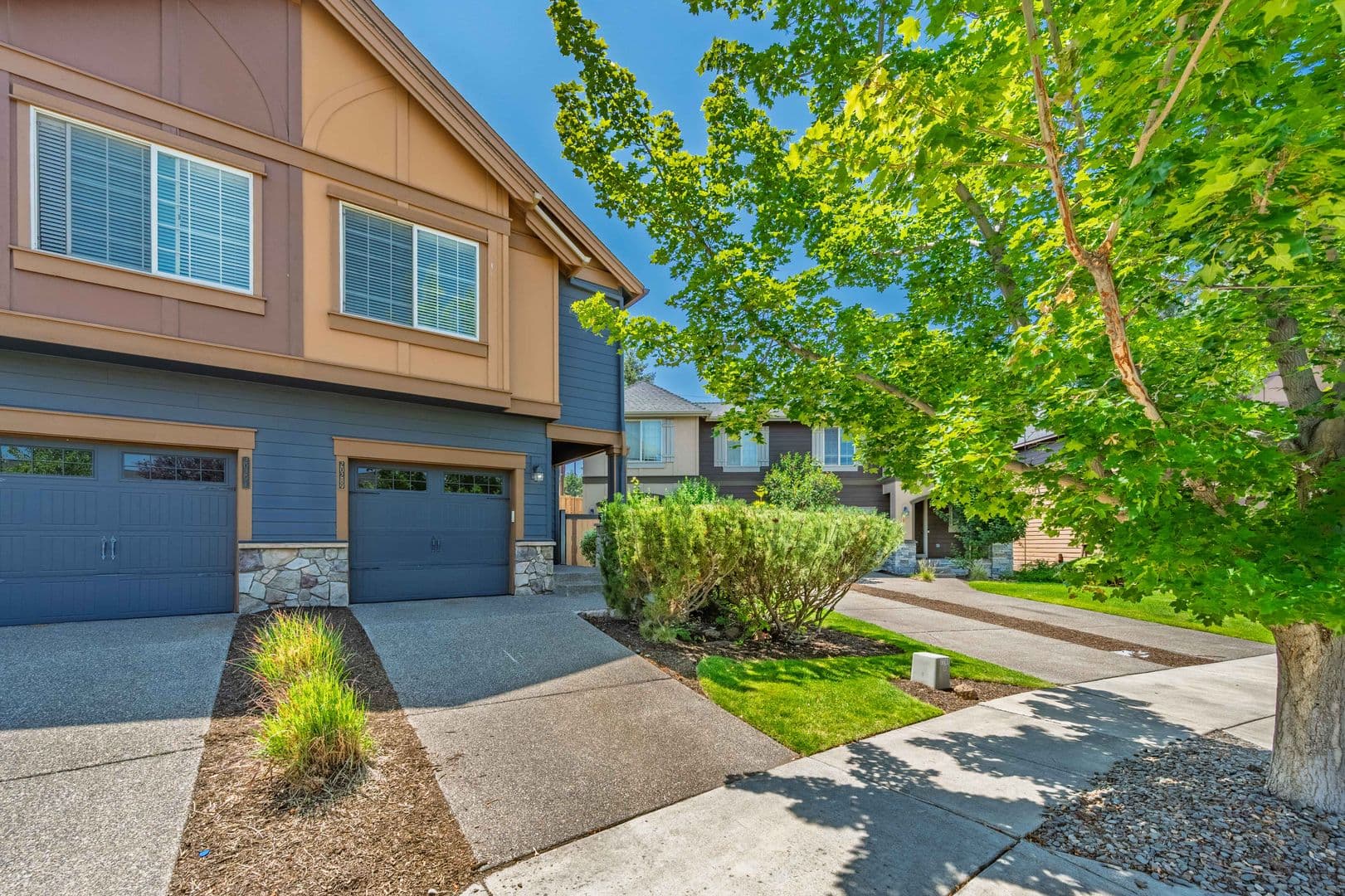 Bend House: 20289 Schaeffer Drive