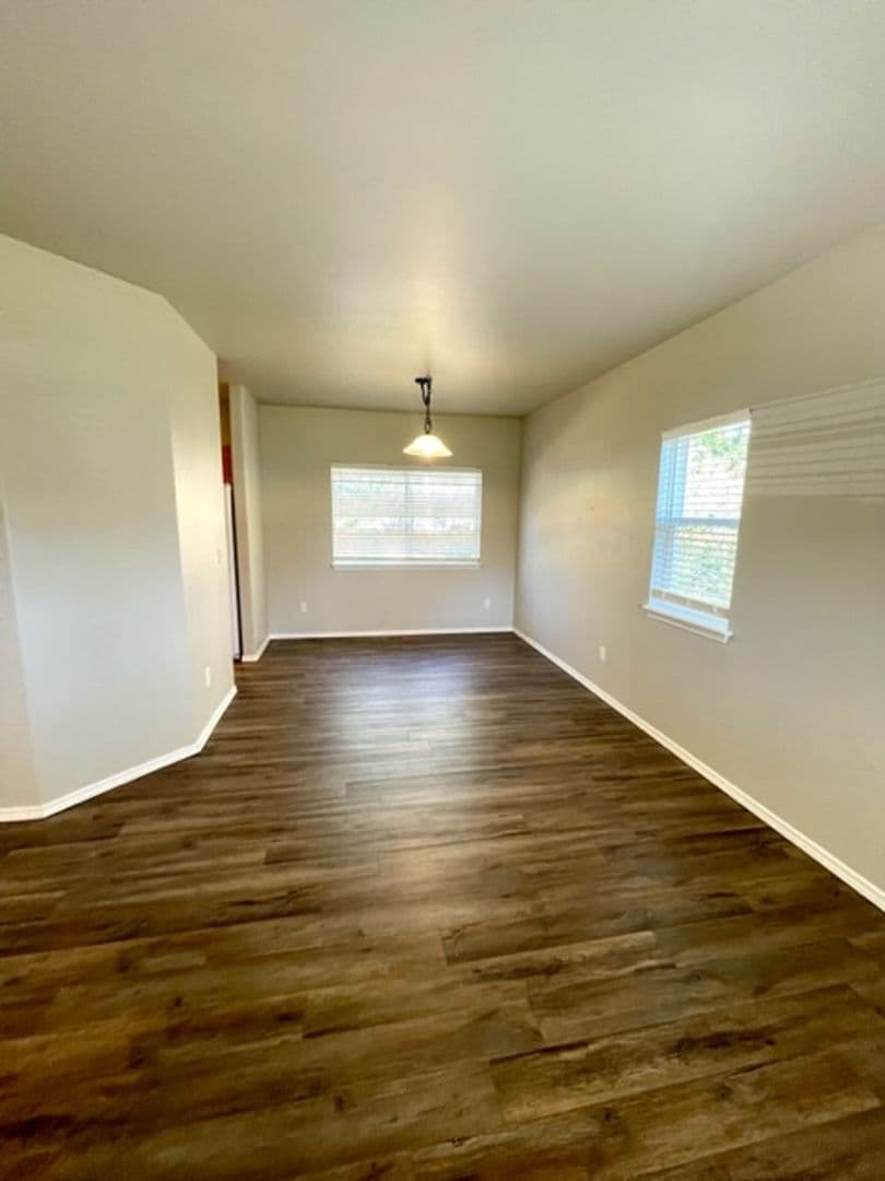 Bend House: 61349 Elkhorn St.