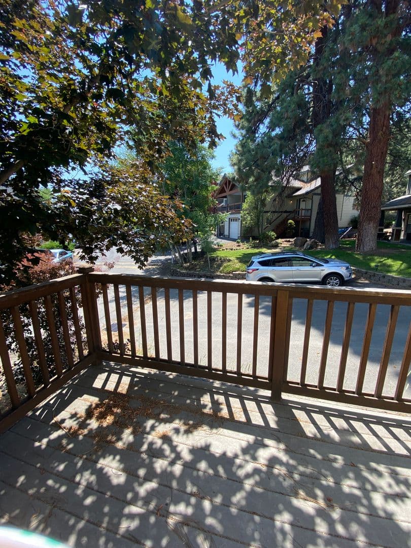 Bend Apartment: 1743 NE Lotus Drive