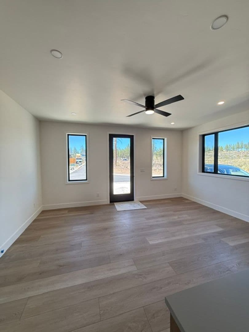 Bend Apartment: 3336 NW Celilo Ln. - #1