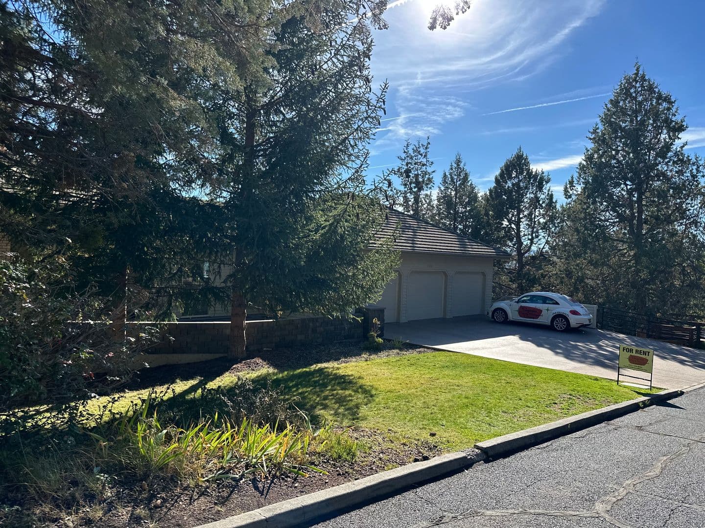 Bend House: 1959 NW Rimrock Dr.