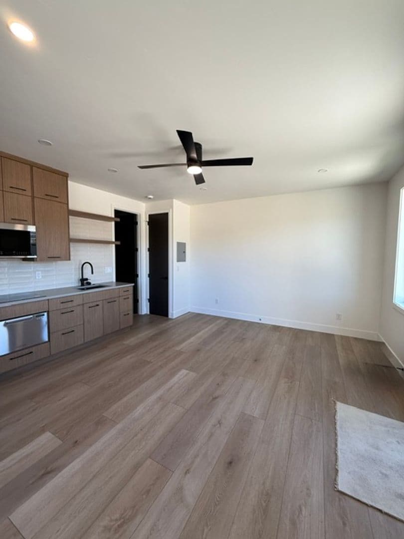 Bend Apartment: 3336 NW Celilo Ln. - #1