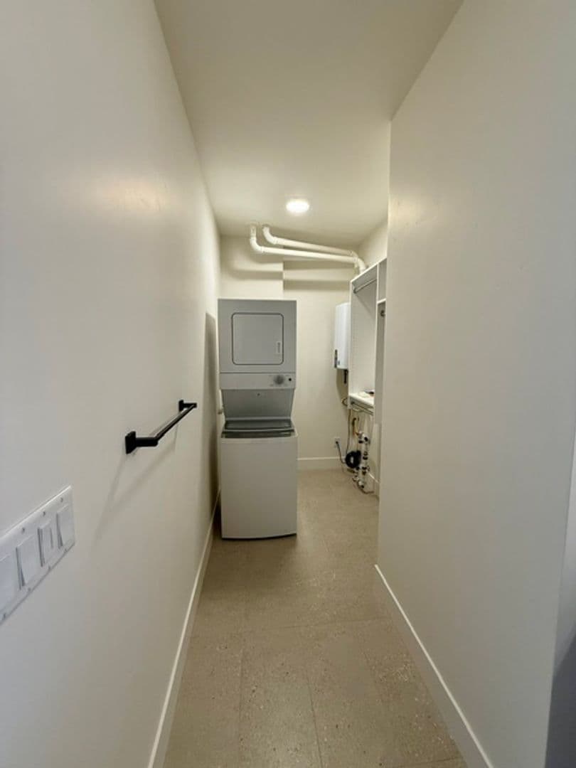 Bend Apartment: 3336 NW Celilo Ln. - #1