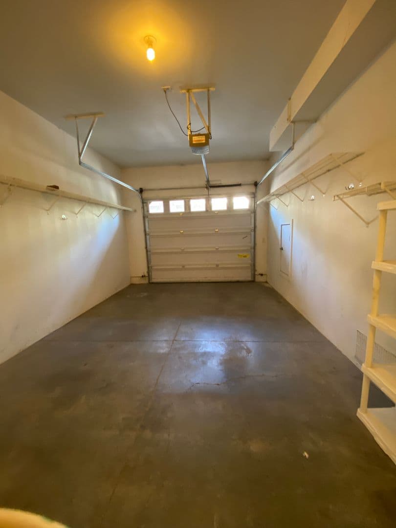 Bend Apartment: 1743 NE Lotus Drive