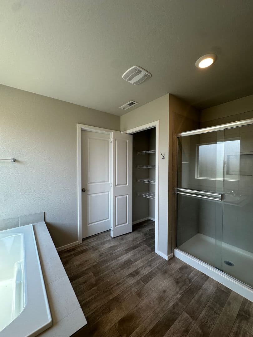 Bend House: 20629 SE Gemstone Ave
