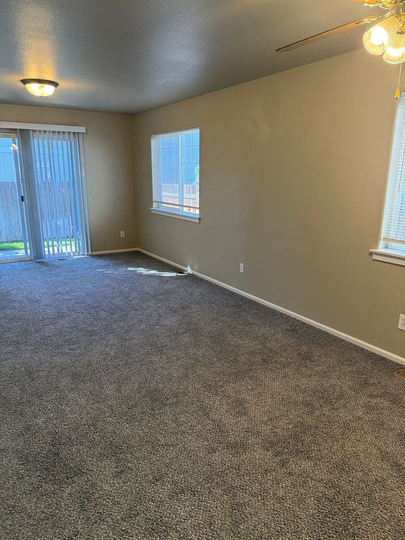 Bend Apartment: 20289 NW Hardy Road #1