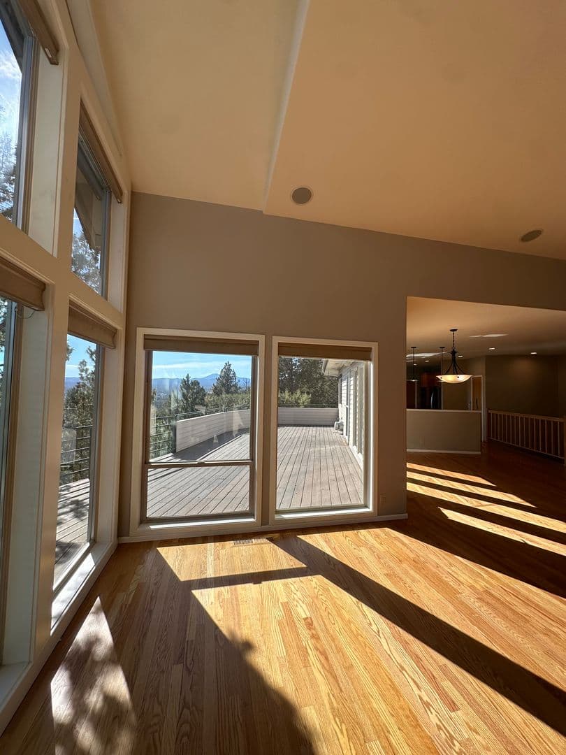 Bend House: 1959 NW Rimrock Dr.