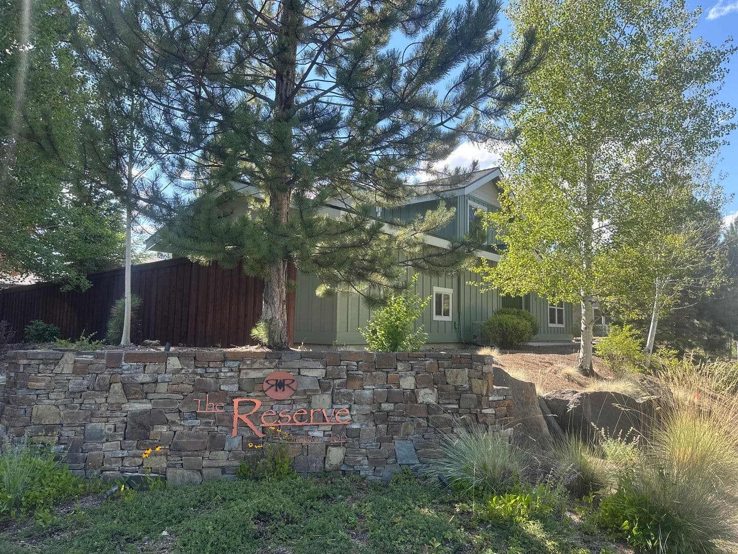 Bend House: 115 NW Mt. Washington Dr.