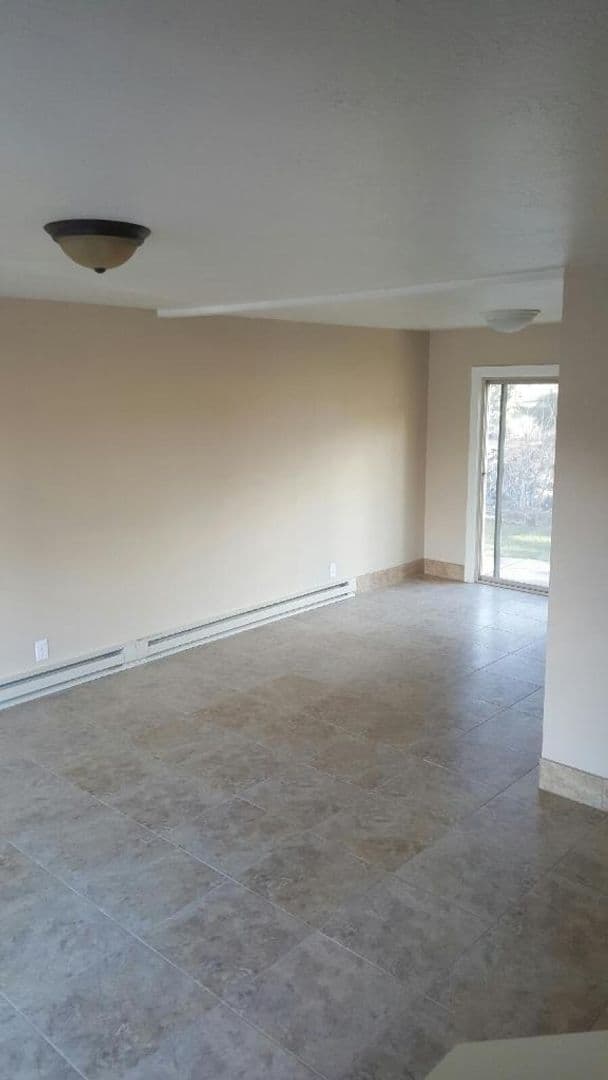 Bend Apartment: 61545 Parrell Road #5