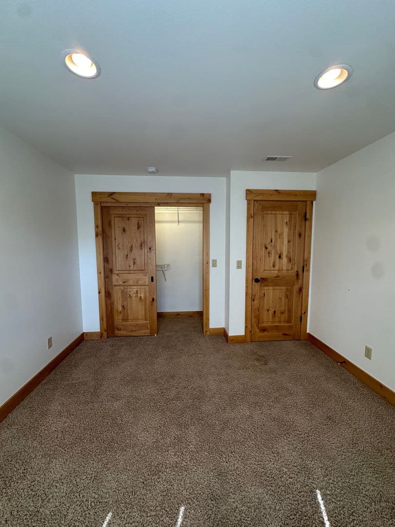 Bend House: 115 NW Mt. Washington Dr.