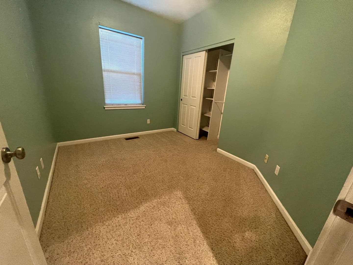 Bend Apartment: 2301 NE Mary Rose Pl.