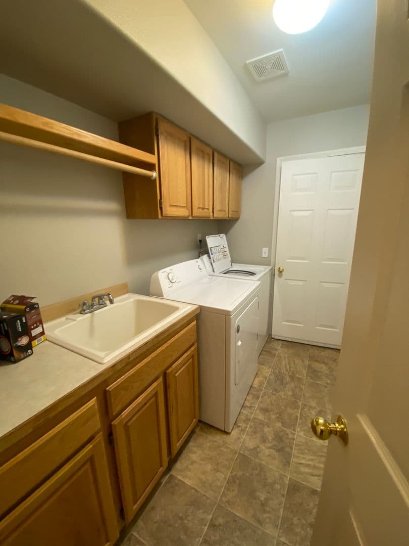Bend Apartment: 1145 NW Knoxville
