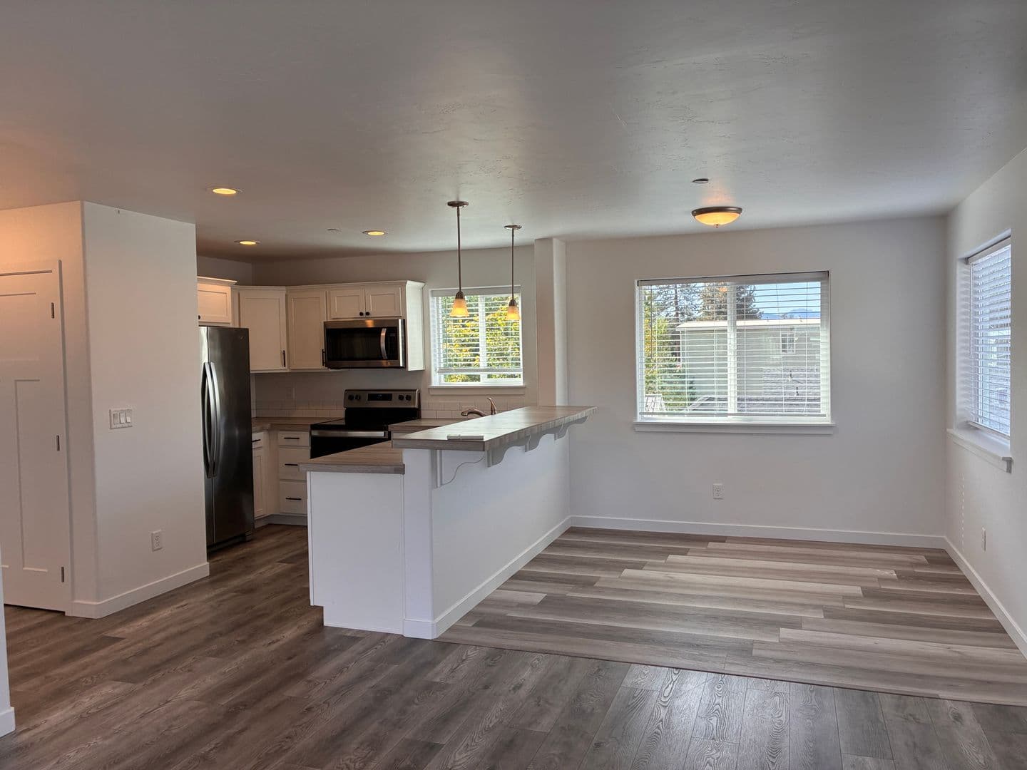 Bend Apartment: 1419 NW 8th St.