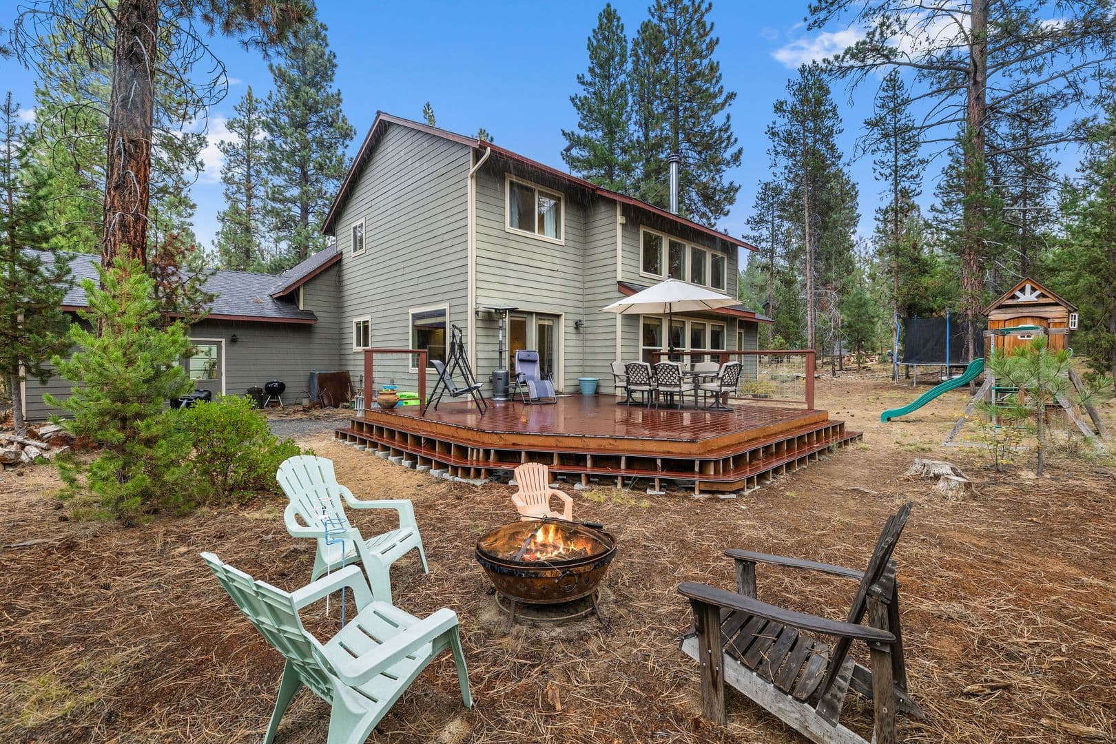 La Pine House: 53591 Brookie Way