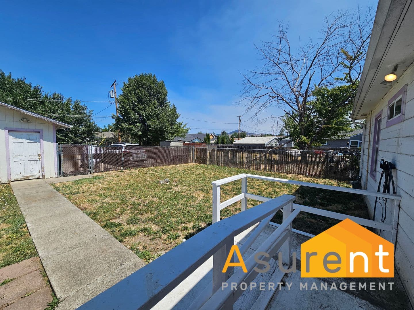 Medford Apartment: 924-926 Mt Pitt Ave.