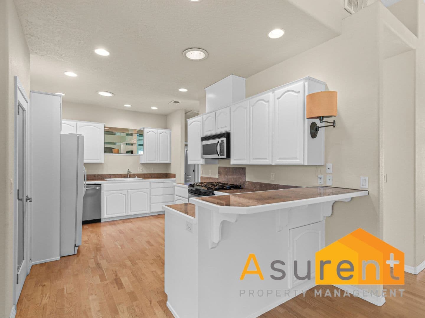 Eagle Point House: 233 Keystone Way